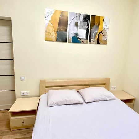 Nalyvaika Lviv Apartments Bagian luar foto