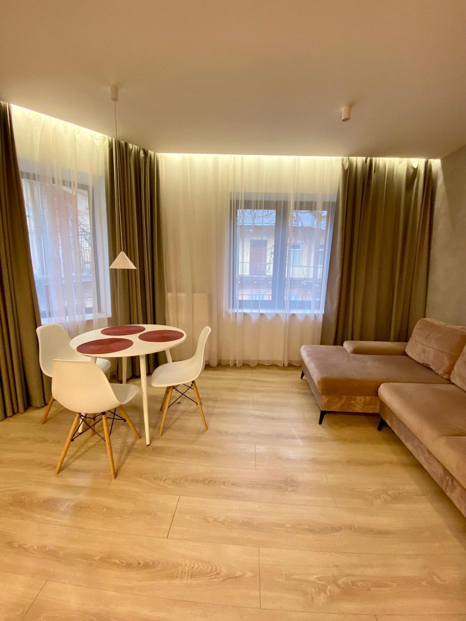 Nalyvaika Lviv Apartments Bagian luar foto