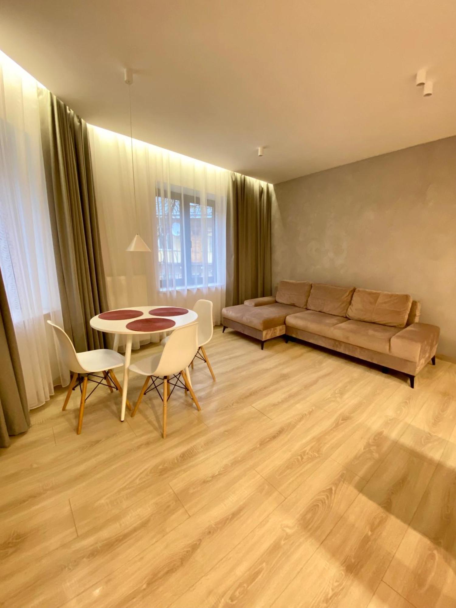Nalyvaika Lviv Apartments Bagian luar foto
